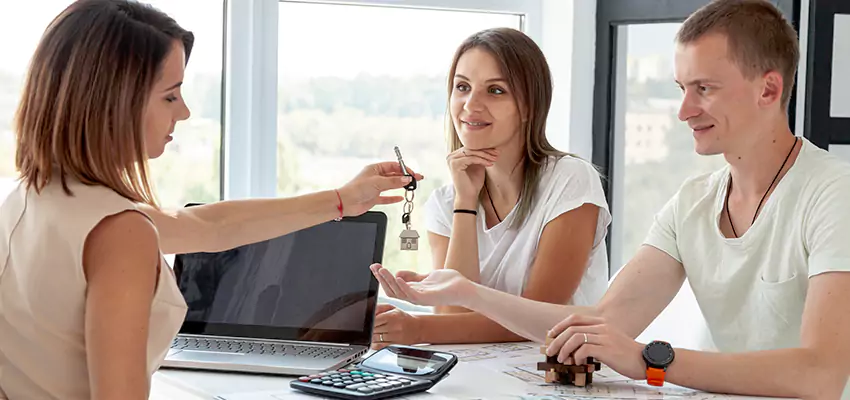 Situations Where Selling Your Apartment is Most Practical in Bay Shore, NY