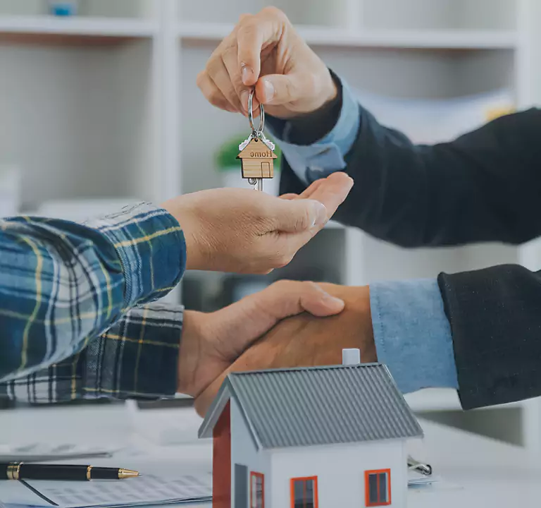 Top-Notch Company to Sell House Without Agent in Bay Shore, NY