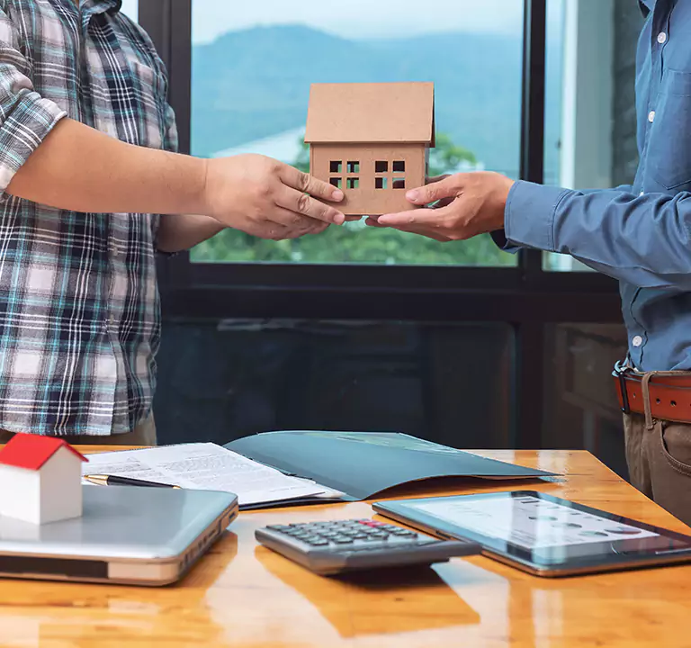 What Sets Bay Shore Cash Buyers Different From Others in  Bay Shore?